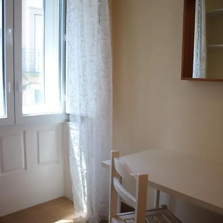 Pinho Apartments, And ゲストハウス 2*