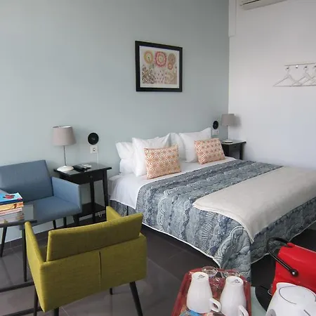 Pinho Apartments, And ゲストハウス 2*
