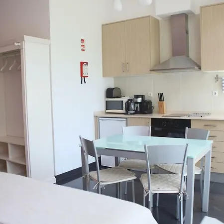 ゲストハウス Pinho Apartments, And ポルト
